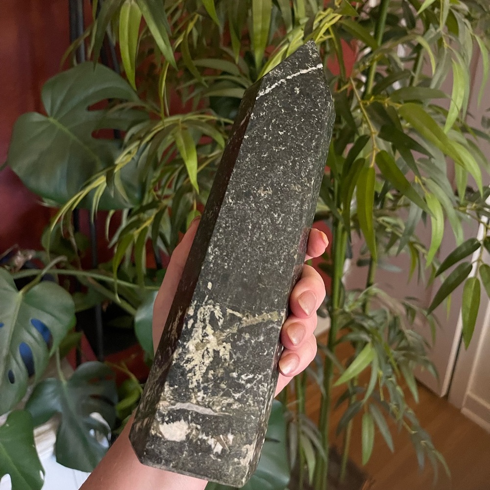 Wow!  Large Black tourmaline towers - Picture 13 of 13
